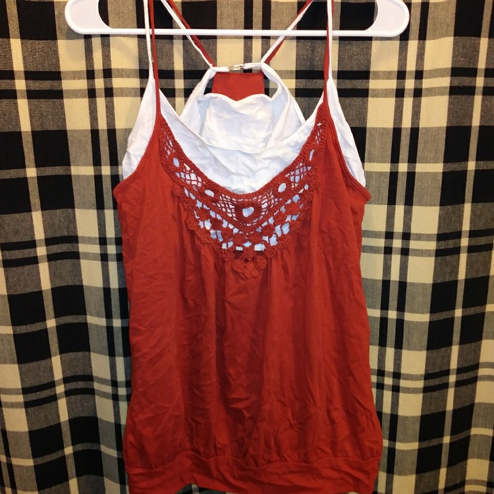 Sleevless top
